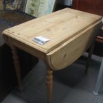 441 3367 DROP-LEAF TABLE